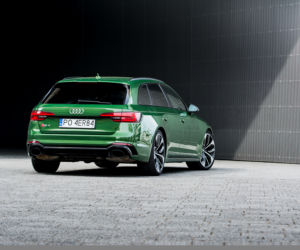 Audi RS4 Avant B9 2.9 TFSI V6 450 KM Tiptronic quattro
