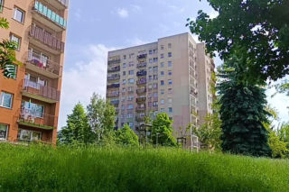 Mur między osiedlami w Szczecinie
