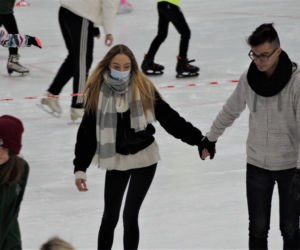 Tłumy na bydgoskim lodowisku Torbyd [GALERIA]