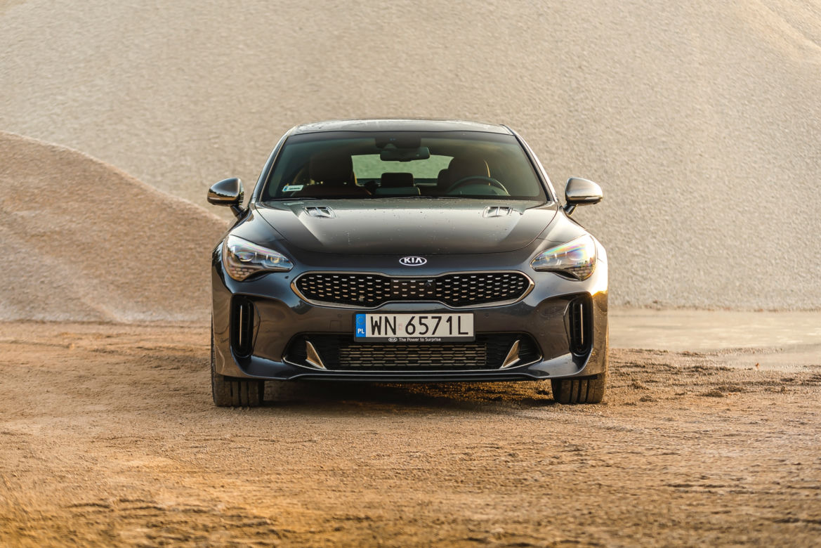 Kia Stinger 2.0 T-GDI 245 KM 8AT RWD GT Line