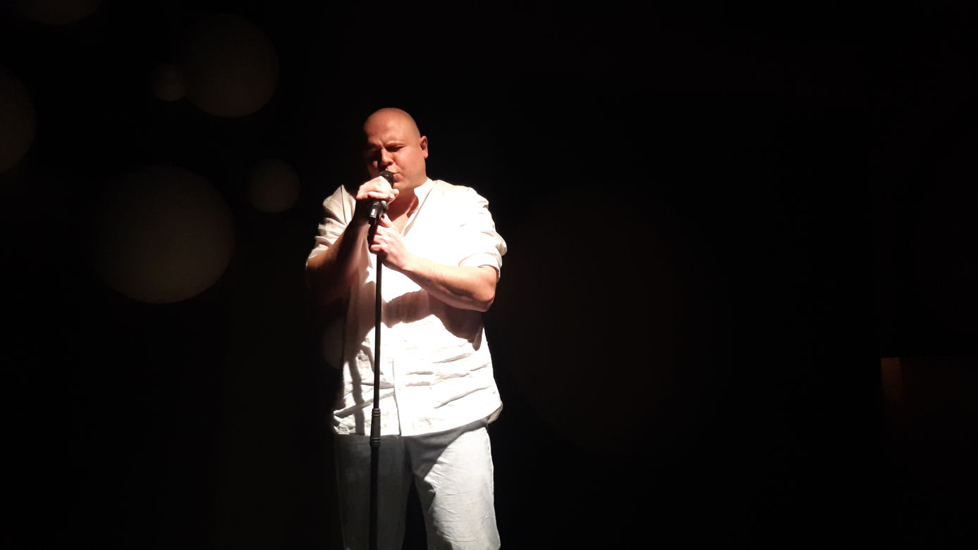 "Po co jest noc..." spektakl oparty na tekstach Edwarda Stachury 
