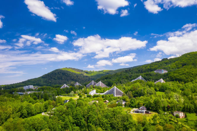 Ustroń - Piramidy, dziś sanatoria i hotele