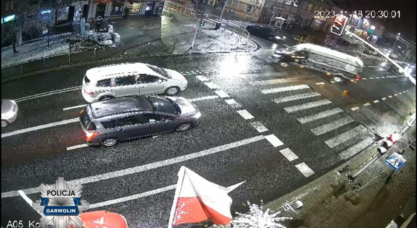 Zmiótł pieszego na pasach w Garwolinie. Obaj mieli zielone! 