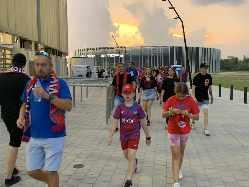 Świetna zabawa podczas meczu Raków Częstochowa - FC Kopenhaga 