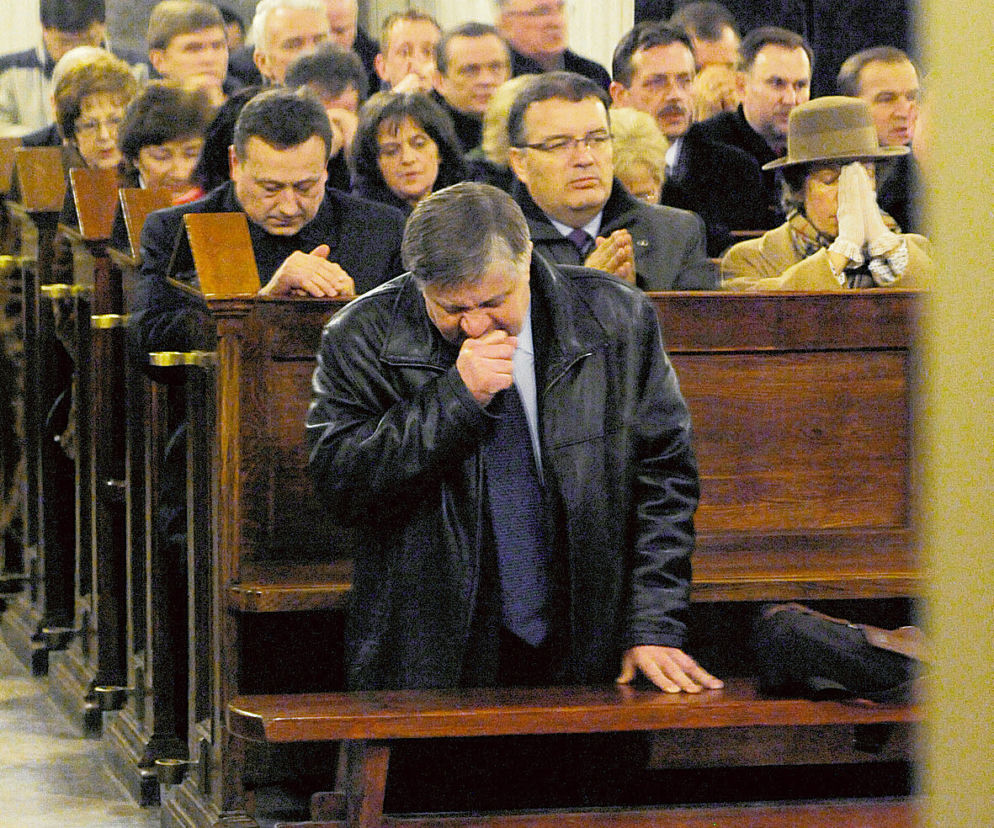 PiS nudzi się w kościele