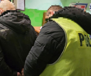 Córka uratowała matkę przed partnerem. Sama oberwała