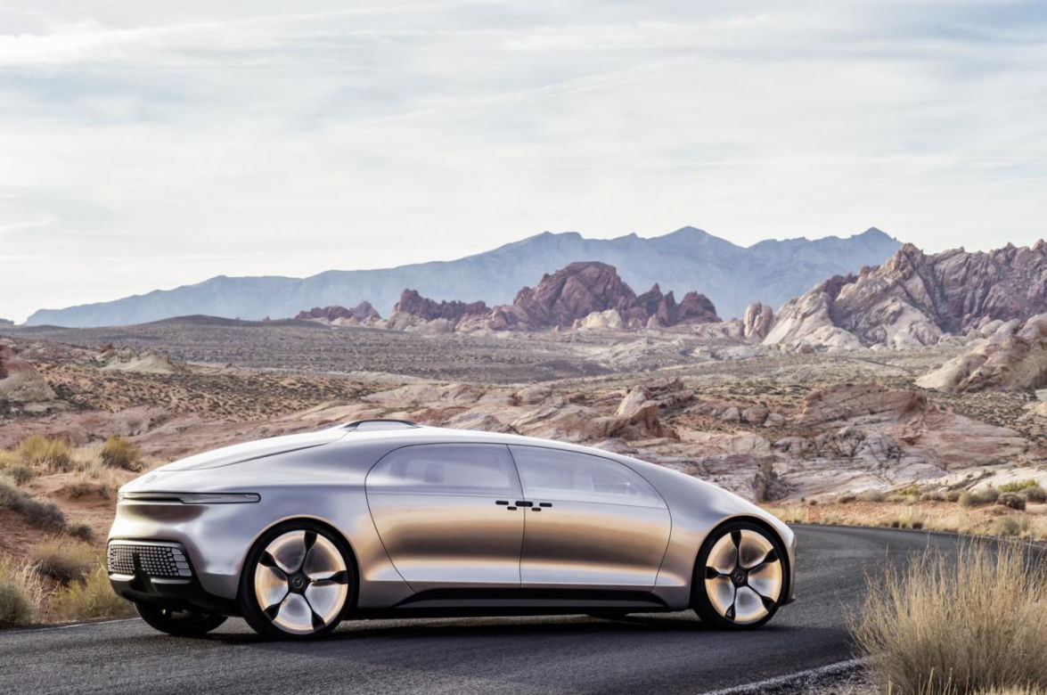 Autonomiczny Mercedes-Benz F 015 Luxury
