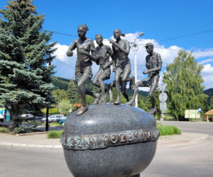 To jedno z najpiękniejszych miast w Małopolsce. Kiedyś było wsią, która należała do króla