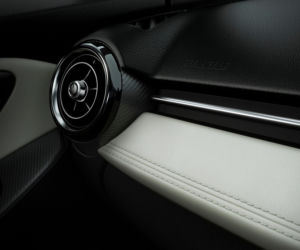 2015 nowa Mazda 2