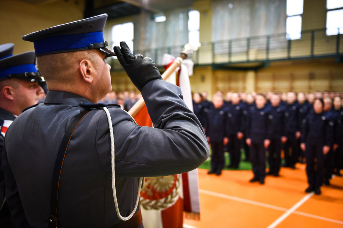 Ślubowanie nowych policjantów w Łodzi