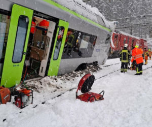 Szwajcaria/ Wykoleił się pociąg w Alpach, trwa akcja ratunkowa