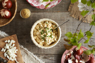 Twoja lodówka pęka w szwach po świętach? Oto genialny plan na 3 dni, jak smacznie zjeść wszystkie resztki