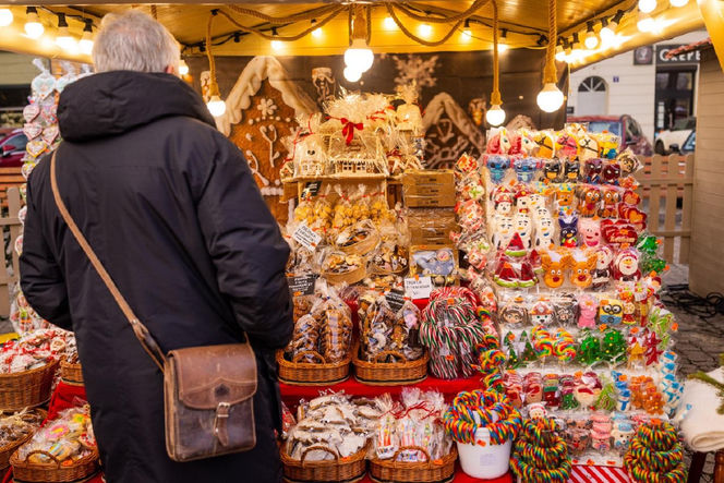 Mega promocja na Kiermaszu Bożonarodzeniowym w Krakowie. 25 proc. zniżki na stoiskach gastronomicznych!