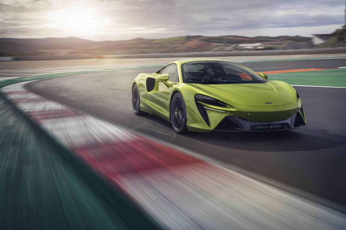 McLaren Artura (2021)