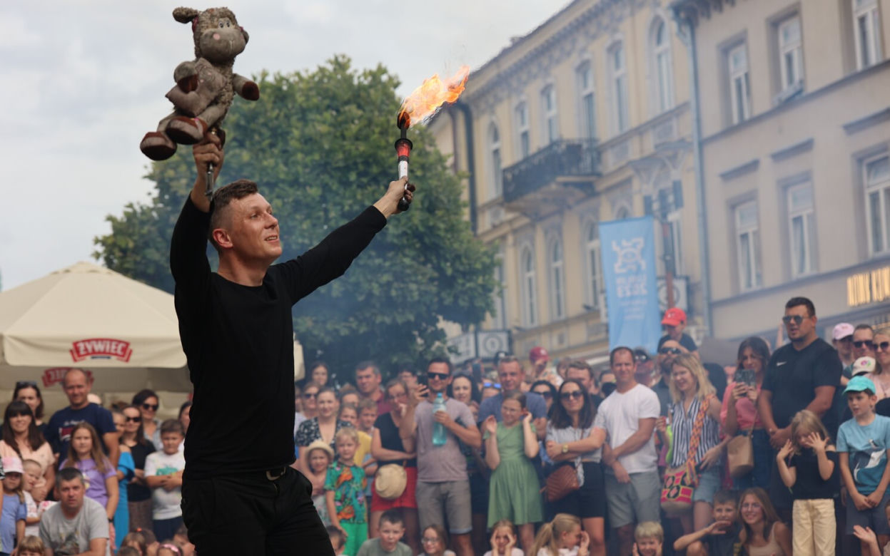 Ostatni dzień Carnavalu Sztukmistrzów 2023 w Lublinie