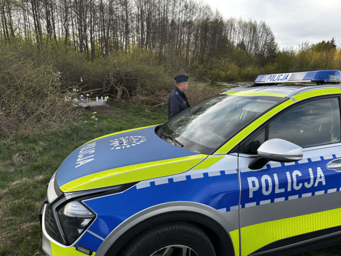 Rocznica tragedii zamieniła się w koszmar. Tajemniczy pakunek przerwał uroczystość