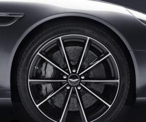 Aston Martin DB9 GT
