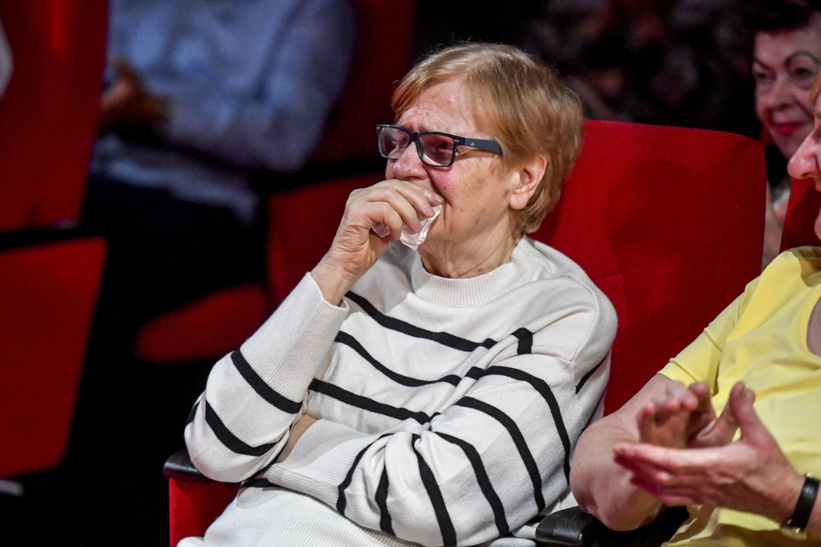Łzy wzruszenia na pokazie nowej wersji filmu "Znachor"