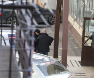 Jarosław Kaczyński. Chory prezes znowu przyszedł do pracy