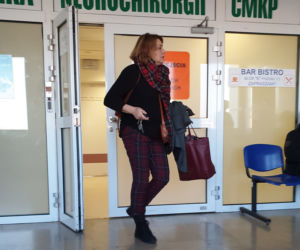 Małgorzata Ostrowska-Królikowska wychodzi ze szpitala