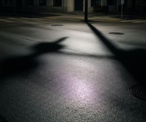 Tajemnicza kolizja w Warszawie. Co naprawdę wydarzyło się na Stanisławowskiej?