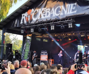 Rock na Bagnie 2026 zbliża się wielkimi krokami. Szesnasta edycja odbędzie się na początku lipca. Kto zagra? 