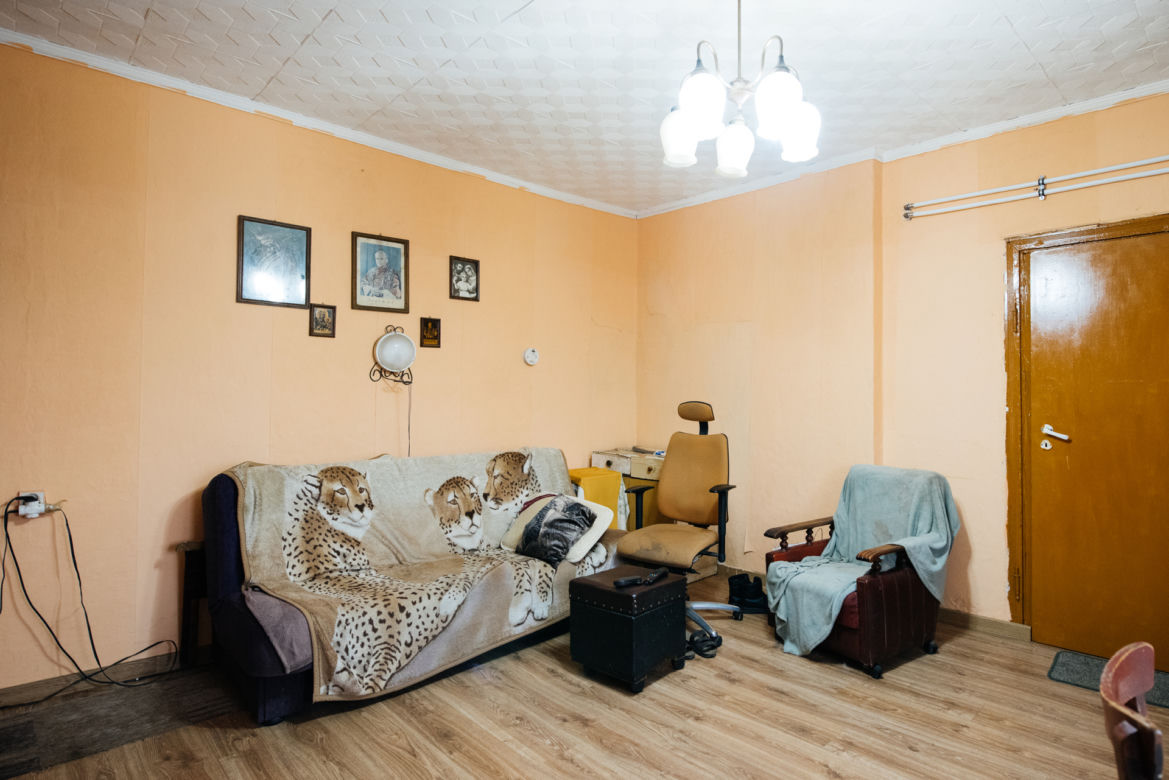 "Nasz Nowy Dom": trzyosobowa rodzina mieszka w tragicznych warunkach