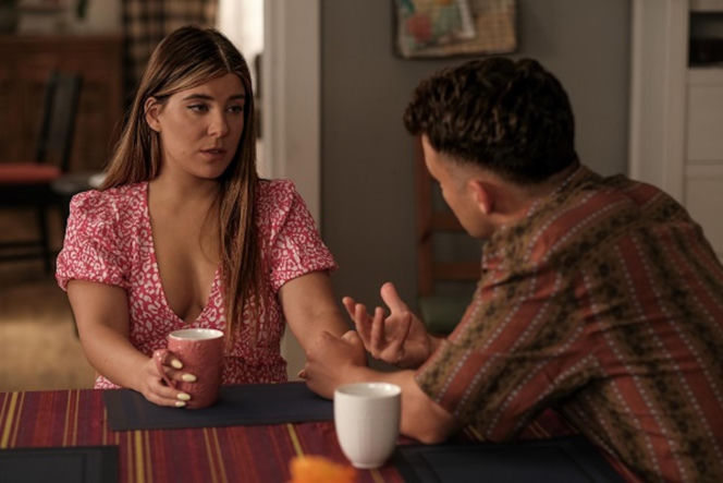 Barwy szczęścia, odcinek 3303. Agata (Natalia Zambrzycka), Ignacy (Olaf Staszkiewicz)