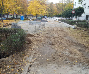 Rozkopy na osiedlu Przyjaźni w Lesznie. Będa nowe parkingi na ul. Niemieckiej