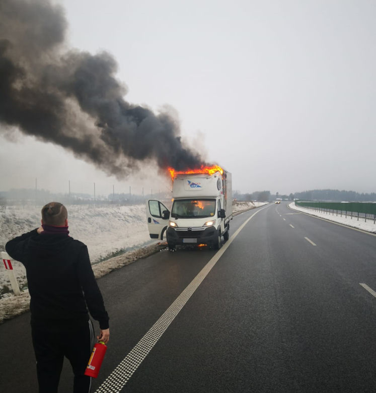 Pożar samochodu na obwodnicy Szczecinka