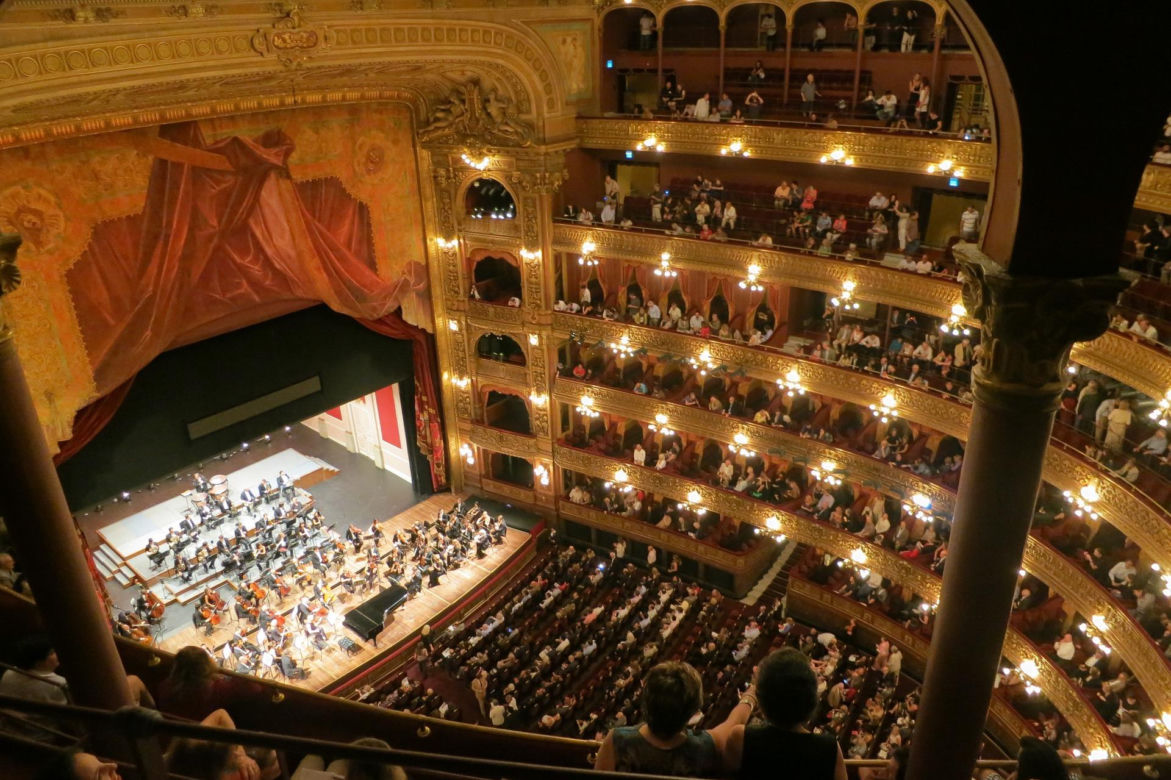Bilet do teatru lub kina