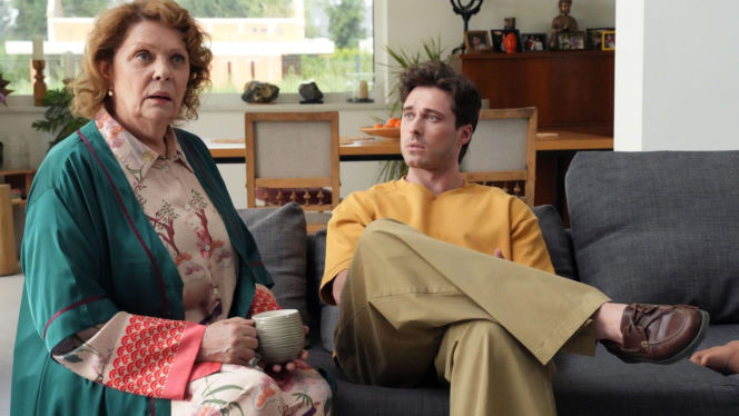 Barwy szczęścia odc. 3307. Józefina Rawiczowa (Elżbieta Jarosik), Cezary (Marcel Opaliński)