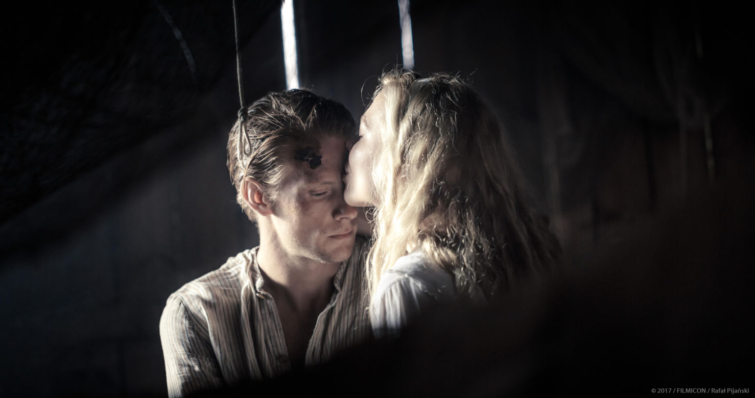 	Kamerdyner odc. 4. Mateusz Kroll (Sebastian Fabijański), Marita von Krauss (Marianna Zydek)