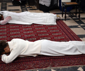 Dziewice konsekrowane