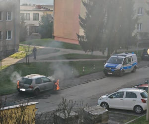 Pożar samochodu na ulicy Górnej w Starachowicach