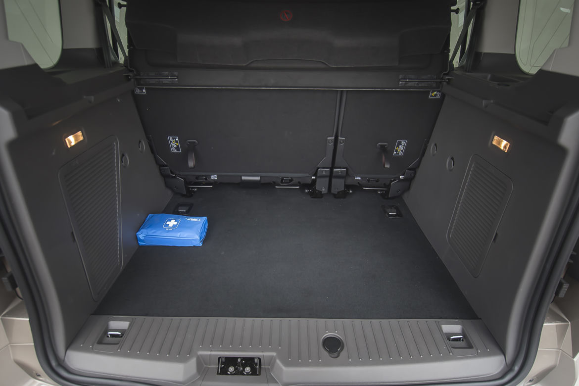 Ford Turneo Connect Titanium 1.5 D 120 KM AT8