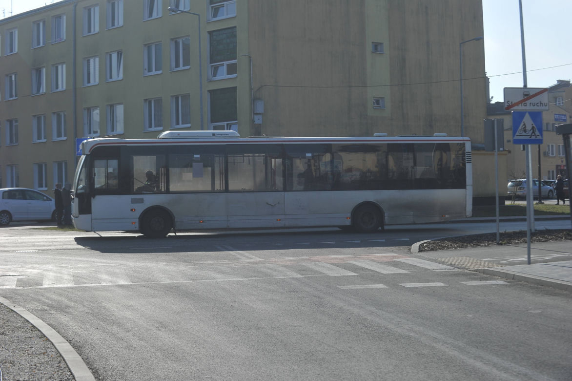 Skandal w Legionowie. Mężczyzna z promilem alkoholu siedział za kierownicą miejskiego autobusu