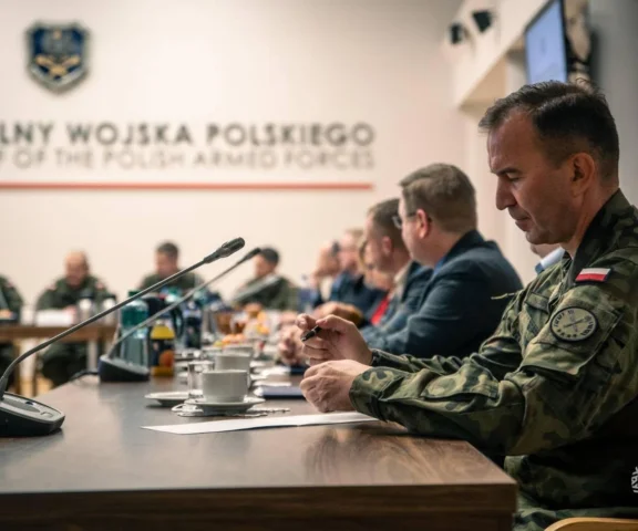 Jak Polska przygotowuje oficerów do NATO? Plany reform i nowe dowództwo