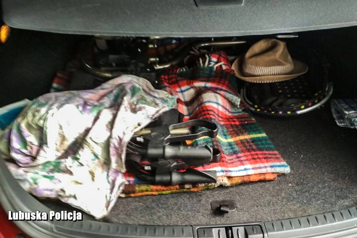 uciekał skradzioną Toyotą Auris. Ścinał zakręty i wyprzedzał na skrzyżowaniach