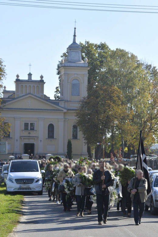 Ciała Magdy i Gabrysi złożone w grobie