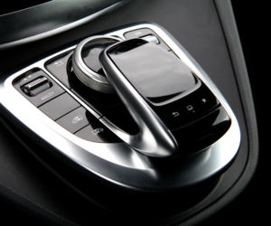 Mercedes V250