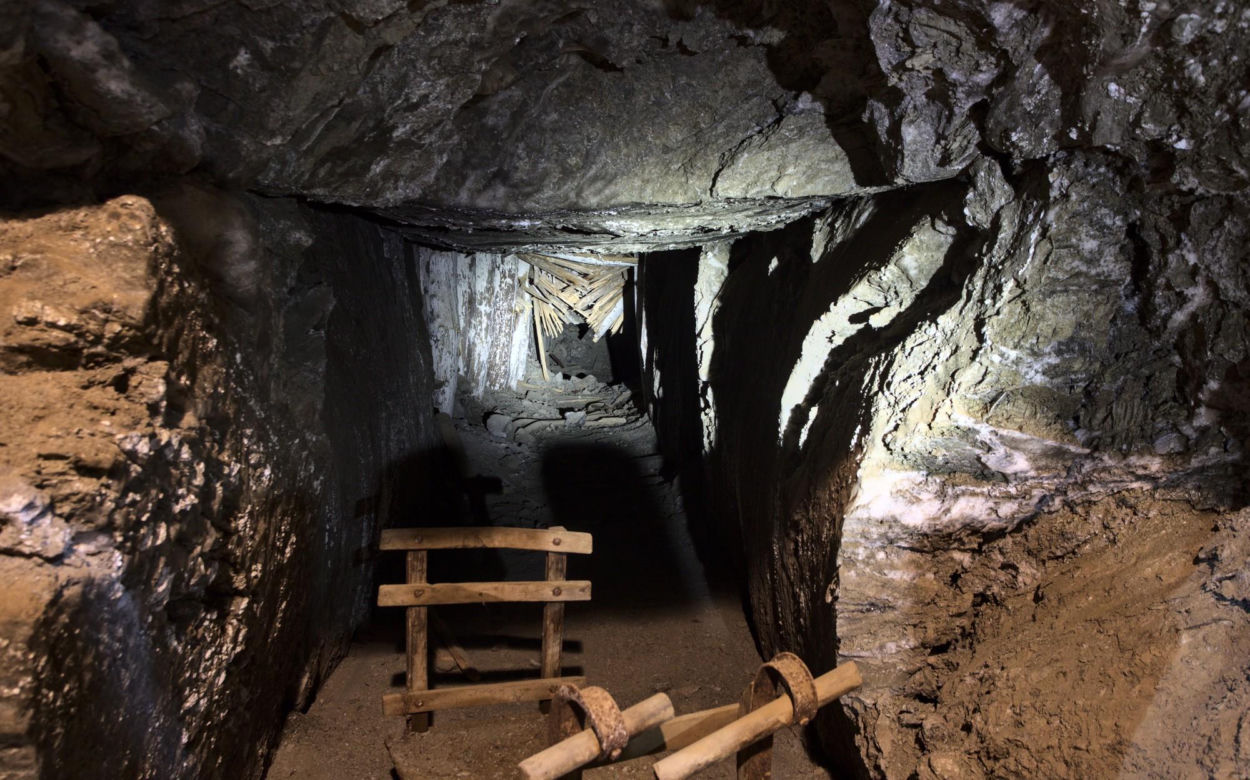 Podziemne przeprawy łodzią i ukryte skarby. Oto małopolskie kopalnie soli w Bochni i Wieliczce!