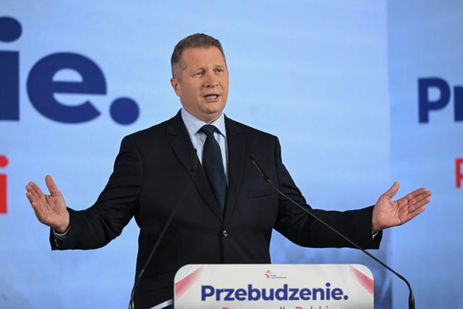 Kaczyński i Czarnek z nowymi propozycjami. Zaprezentowali "Przebudzenie. Program dla Polski”