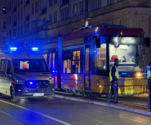 45-latka potrącona przez tramwaj na Marszałkowskiej