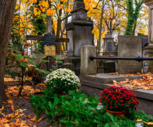 Tu spoczywają wybitni polscy architekci. Stare Powązki. Gdzie zapalić znicz? 