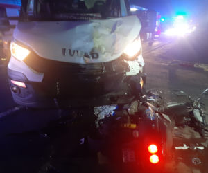 Zderzenie motoroweru z busem DK 11 w Piaskach! Nastoletni braci walczą o życie [ZDJĘCIA]