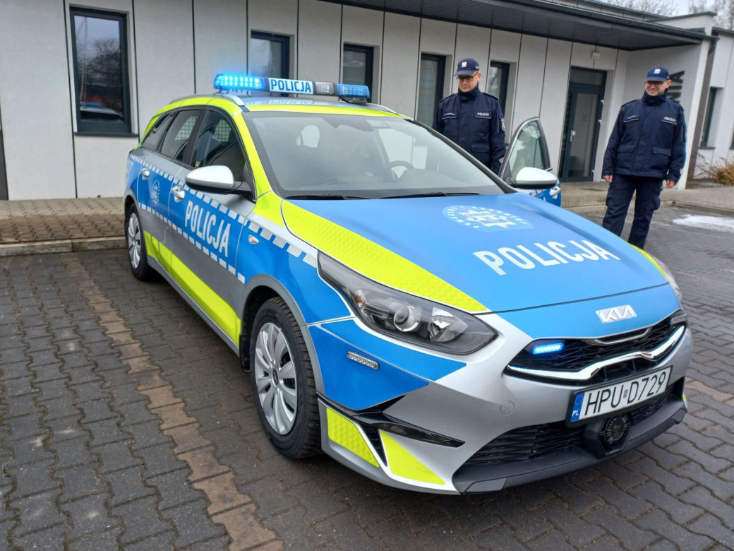 Trzy nowe radiowozy dla policji w Lesznie. Od kogo i do czego?