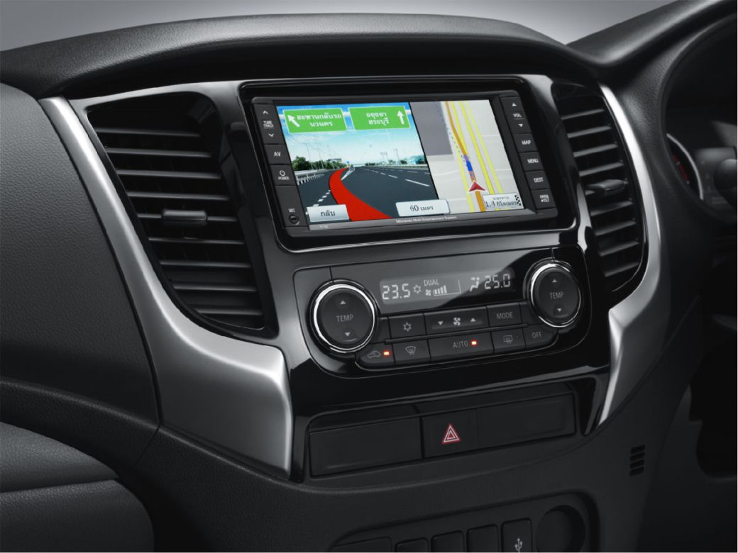 Mitsubishi Triton 2015