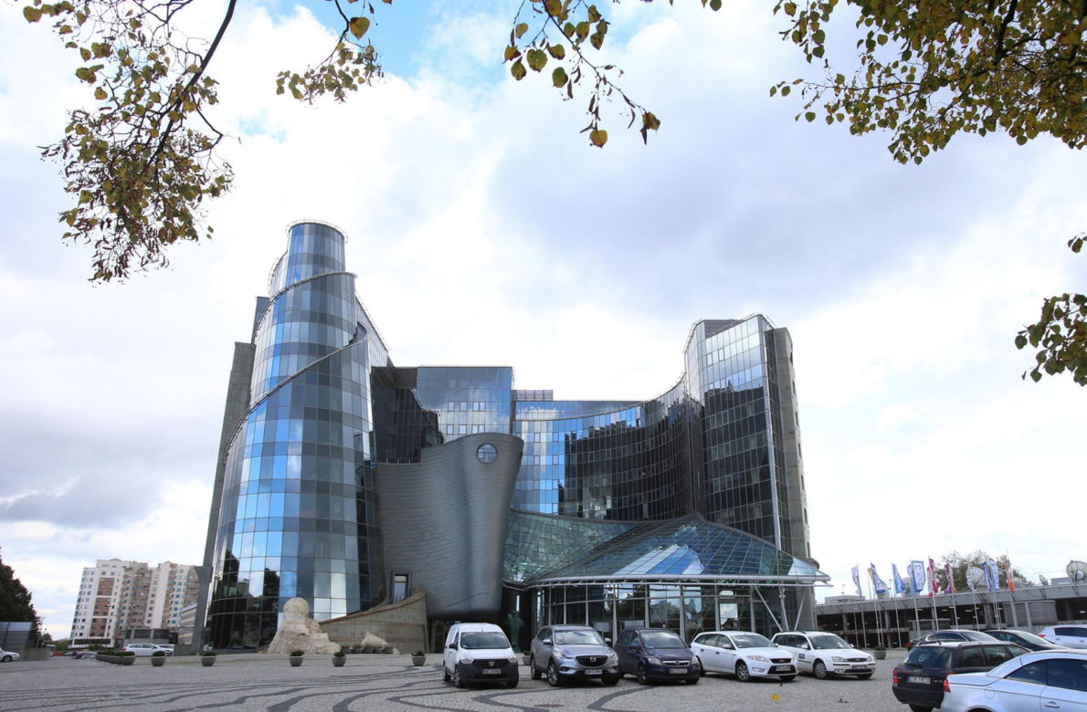 7. Siedziba TVP, Warszawa – Woronicza 17. Sprawdź opis!