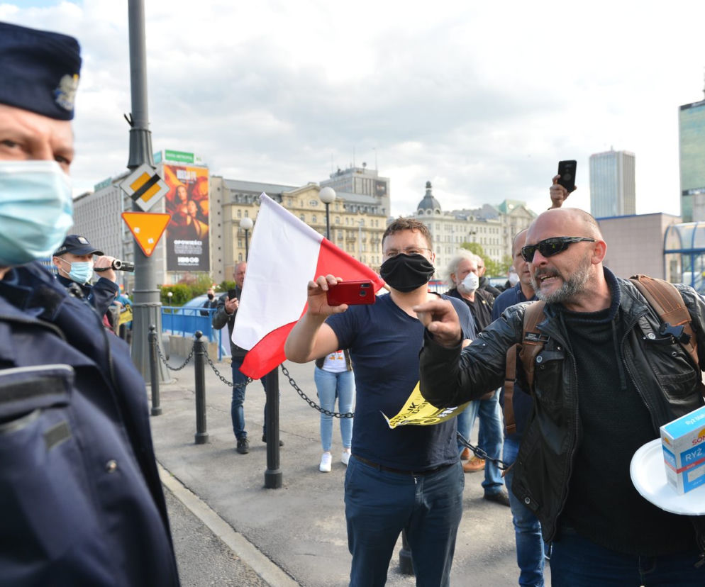Protest przedsiębiorców pod kancelarią premiera